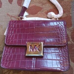 BRAND NEW MICHAEL KORS WITH TAG